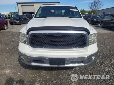 Piąte zdjęcie samochodu w środku: 2018 RAM 1500 SLT VIN:1C6RR7GT2JS243831 - miniatura