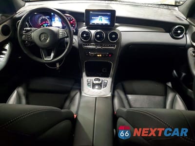 Zdjęcie 8 z 13 samochodu: 2019 MERCEDES-BENZ GLC 300 4MATIC VIN:WDC0G4KB2KF661962 - miniatura