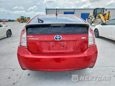 Zdjęcie 6 z 13 samochodu: 2013 TOYOTA PRIUS FOUR VIN:JTDKN3DU1D5674028 - miniatura
