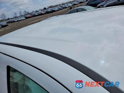Zdjęcie 10 z 13 samochodu: 2017 GMC SIERRA C1500 VIN:1GTR1LEH7HZ210574 - miniatura