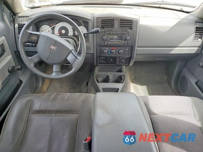 Zdjęcie 8 z 12 samochodu: 2007 DODGE DAKOTA QUAD VIN:1D7HW28K27S259631 - miniatura