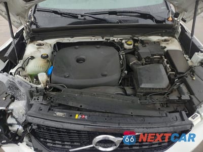 Zdjęcie 12 z 13 samochodu: 2019 VOLVO XC40 T5 R-DESIGN VIN:YV4162UM2K2152832 - miniatura