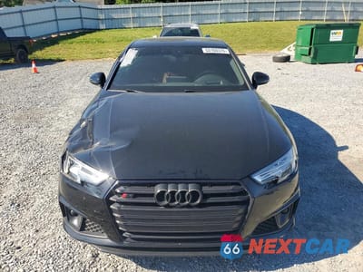 Piąte zdjęcie samochodu w środku: 2019 AUDI S4 PRESTIGE VIN:WAUC4AF48KA103324 - miniatura
