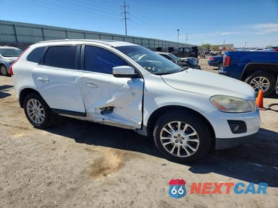 Czwarte zdjęcie samochodu z boku: 2010 VOLVO XC60 T6 VIN:YV4992DZ2A2019038 - miniatura