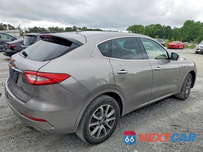 Trzecie zdjęcie samochodu z tyłu: 2019 MASERATI LEVANTE VIN:ZN661XUA1KX309486 - miniatura