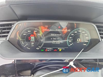 Zdjęcie 9 z 12 samochodu: 2024 AUDI Q8 E-TRON PREMIUM VIN:WA14ABGE4RB019884 - miniatura