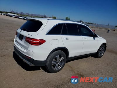 Trzecie zdjęcie samochodu z tyłu: 2019 MERCEDES-BENZ GLC 350E VIN:WDC0G5EB6KF504338 - miniatura