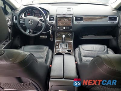 Zdjęcie 8 z 14 samochodu: 2015 VOLKSWAGEN TOUAREG V6 TDI VIN:WVGEP9BP7FD003944 - miniatura