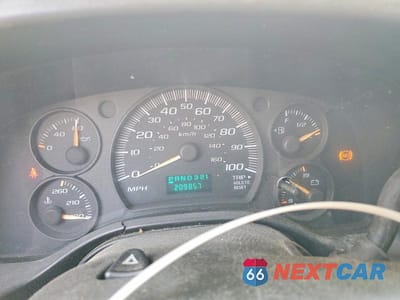 Zdjęcie 9 z 13 samochodu: 2004 CHEVROLET EXPRESS G1500 VIN:1GCFG15T341210879 - miniatura