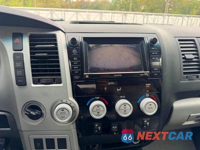 Zdjęcie 11 z 13 samochodu: 2008 TOYOTA TUNDRA DOUBLE CAB LIMITED VIN:5TBBV58128S497820 - miniatura