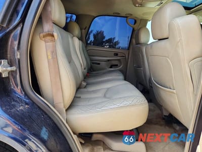 Zdjęcie 11 z 13 samochodu: 2004 GMC YUKON VIN:1GKEC13TX4R259125 - miniatura