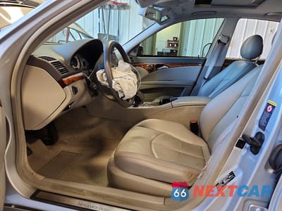 Zdjęcie 7 z 13 samochodu: 2004 MERCEDES-BENZ E 320 VIN:WDBUF65J04A414477 - miniatura