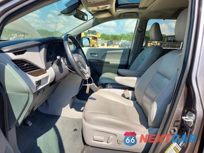 Zdjęcie 7 z 14 samochodu: 2020 TOYOTA SIENNA XLE 8-PASSENGER VIN:5TDYZ3DCXLS076826 - miniatura