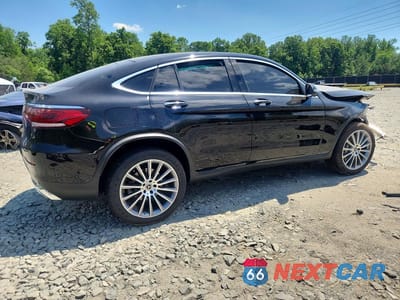 Trzecie zdjęcie samochodu z tyłu: 2022 MERCEDES-BENZ GLC COUPE 300 4MATIC VIN:W1N0J8EBXNG035903 - miniatura