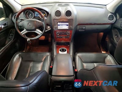 Zdjęcie 8 z 13 samochodu: 2012 MERCEDES-BENZ GL 550 4MATIC VIN:4JGBF8GE3CA790587 - miniatura