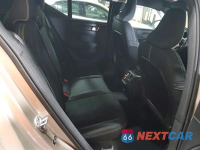 Zdjęcie 11 z 13 samochodu: 2023 VOLVO XC40 RECHARGE PLUS VIN:YV4ED3UL3P2102839 - miniatura
