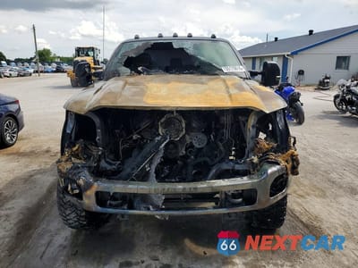 Piąte zdjęcie samochodu w środku: 2016 FORD F250 SUPER DUTY VIN:1FTBF2B63GEA69265 - miniatura