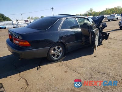 Piąte zdjęcie samochodu w środku: 1999 LEXUS ES 300 VIN:JT8BF28G2X0233391 - miniatura