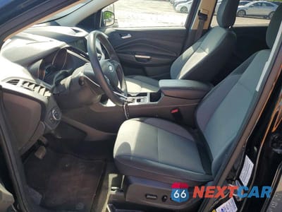 Zdjęcie 7 z 13 samochodu: 2019 FORD ESCAPE SE VIN:1FMCU9GDXKUC49072 - miniatura