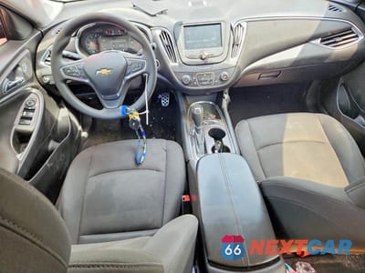Zdjęcie 8 z 12 samochodu: 2017 CHEVROLET MALIBU LT VIN:1G1ZE5ST7HF117234 - miniatura