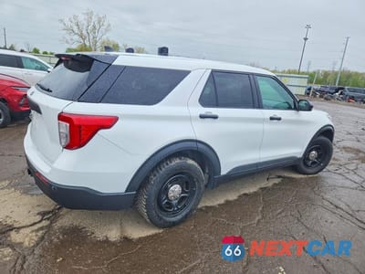 Trzecie zdjęcie samochodu z tyłu: 2020 FORD EXPLORER POLICE INTERCEPTOR VIN:1FM5K8AW4LGC48860 - miniatura
