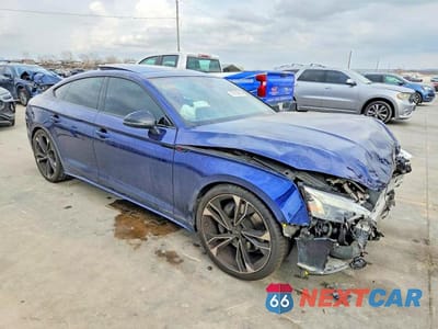 Czwarte zdjęcie samochodu z boku: 2024 AUDI S5 PREMIUM PLUS VIN:WAUC4CF51RA122716 - miniatura