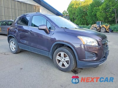 Czwarte zdjęcie samochodu z boku: 2016 CHEVROLET TRAX 1LT VIN:3GNCJPSB5GL140809 - miniatura