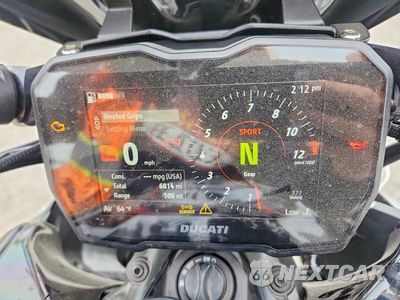 Zdjęcie 7 z 9 samochodu: 2023 DUCATI DIAVEL V4 VIN:ZDMGAR1W1PB000563 - miniatura