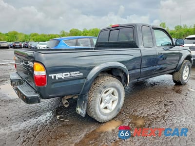 Trzecie zdjęcie samochodu z tyłu: 2002 TOYOTA TACOMA XTRACAB VIN:5TEWN72N72Z065587 - miniatura