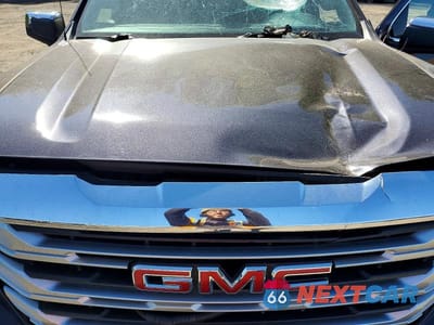 Zdjęcie 11 z 12 samochodu: 2022 GMC SIERRA K1500 SLE VIN:3GTUUBED6NG623820 - miniatura