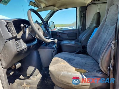 Zdjęcie 7 z 13 samochodu: 2007 CHEVROLET EXPRESS 3500 DELIVERY VAN VIN:1GCHG35U571231640 - miniatura