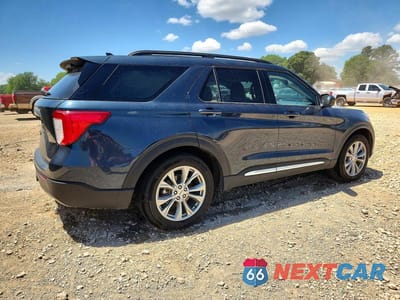 Trzecie zdjęcie samochodu z tyłu: 2024 FORD EXPLORER XLT VIN:1FMSK7DHXRGA14077 - miniatura