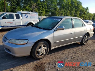 1998 HONDA ACCORD EX 1HGCG6672WA257360 - główne zdjęcie licytacji z USA - miniatura