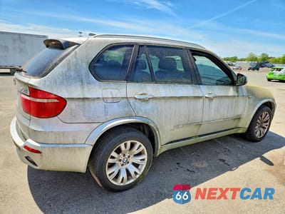 Trzecie zdjęcie samochodu z tyłu: 2009 BMW X5 VIN:5UXFE43579L273487 - miniatura