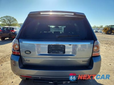 Zdjęcie 6 z 13 samochodu: 2014 LAND ROVER LR2 HSE VIN:SALFR2BG3EH406703 - miniatura