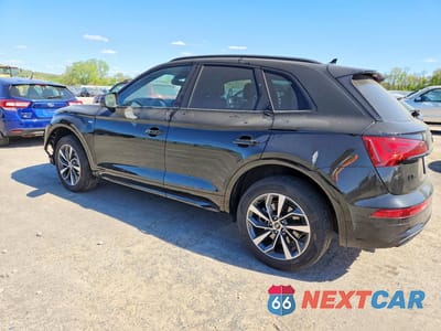 Drugie zdjęcie samochodu z przodu: 2024 AUDI Q5 PREMIUM 45 VIN:WA1GAAFY6R2100131 - miniatura