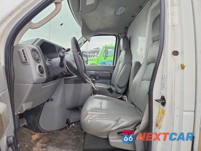 Zdjęcie 7 z 13 samochodu: 2012 FORD E350 BOX TRUCK VIN:1FDSE3FL6CDB14624 - miniatura