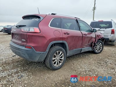 Trzecie zdjęcie samochodu z tyłu: 2019 JEEP CHEROKEE LATITUDE VIN:1C4PJLCB8KD296777 - miniatura
