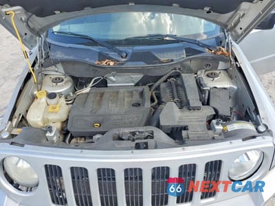 Zdjęcie 12 z 13 samochodu: 2010 JEEP PATRIOT SPORT VIN:1J4NT2GBXAD655724 - miniatura