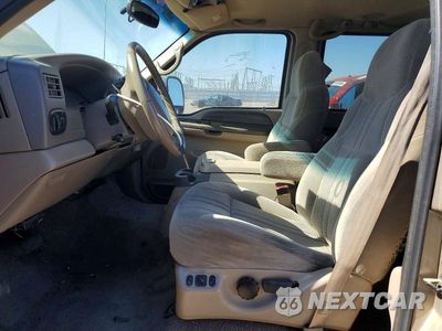 Zdjęcie 7 z 13 samochodu: 2000 FORD EXCURSION XLT VIN:1FMNU40L3YEC37832 - miniatura