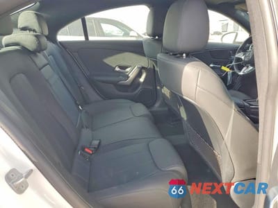 Zdjęcie 10 z 12 samochodu: 2024 MERCEDES-BENZ CLA 250 4MATIC VIN:W1K5J4HB7RN450797 - miniatura