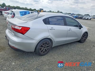 Trzecie zdjęcie samochodu z tyłu: 2016 KIA RIO LX VIN:KNADM4A30G6584023 - miniatura
