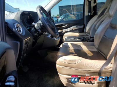 Zdjęcie 7 z 13 samochodu: 2019 MERCEDES-BENZ METRIS VIN:WD4PG2EE9K3540769 - miniatura