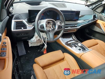 Zdjęcie 8 z 13 samochodu: 2025 BMW X5 XDRIVE40I VIN:5UX23EU02S9X71287 - miniatura