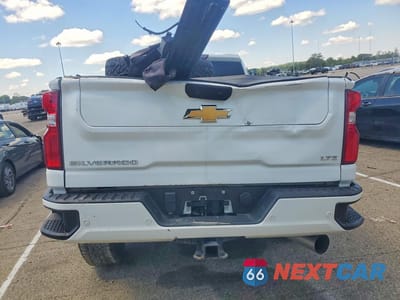 Zdjęcie 6 z 12 samochodu: 2022 CHEVROLET SILVERADO K2500 HEAVY DUTY LTZ VIN:1GC4YPEY8NF100031 - miniatura