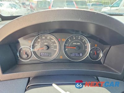 Zdjęcie 9 z 12 samochodu: 2010 JEEP GRAND CHEROKEE LAREDO VIN:1J4PR4GK8AC107634 - miniatura