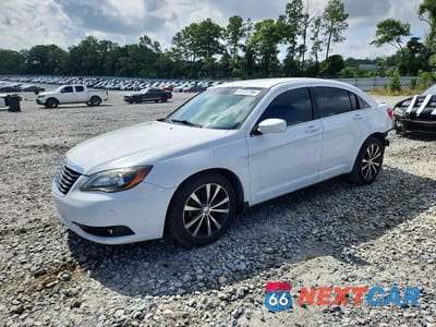 2014 CHRYSLER 200 TOURING 1C3CCBBG4EN131263 - główne zdjęcie licytacji z USA - miniatura