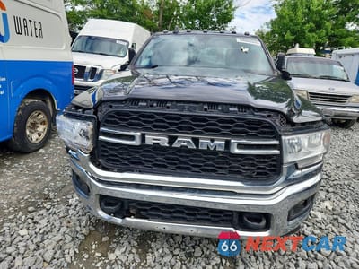 Piąte zdjęcie samochodu w środku: 2022 RAM 3500 VIN:3C7WRTCL7NG142374 - miniatura
