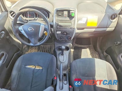 Zdjęcie 8 z 12 samochodu: 2015 NISSAN VERSA NOTE S PLUS VIN:3N1CE2CP5FL364657 - miniatura