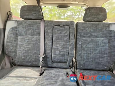 Zdjęcie 10 z 13 samochodu: 2004 HONDA CR-V LX VIN:SHSRD78414U215995 - miniatura